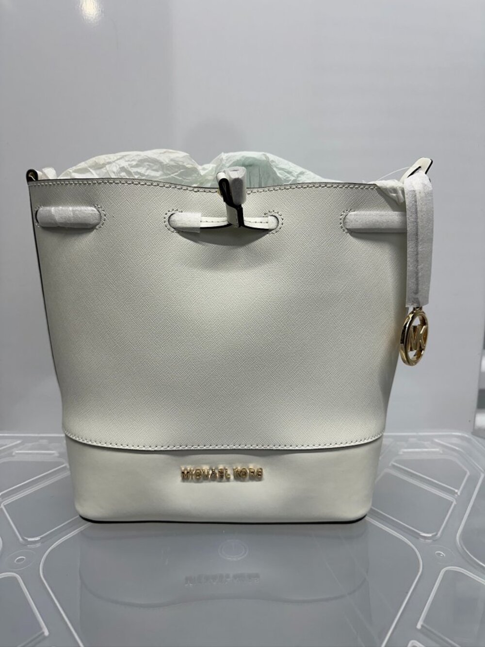 NWT RARE MK Michael Kors Trista Medum Bucket Bag In Optic White Saffino Leather